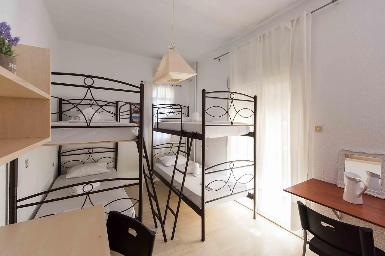 Rethymno Rooms And Beds Hostel